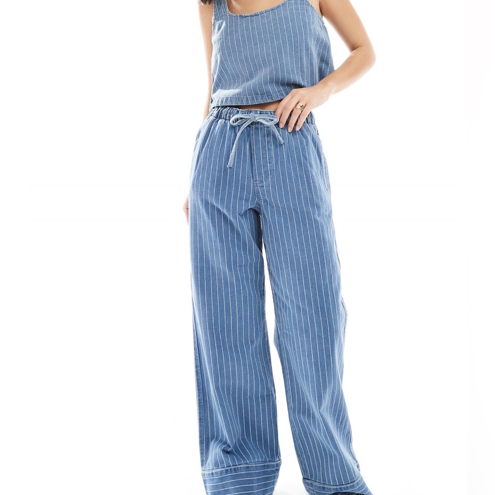 NWOT Asos Light Blue Pinstripe Wide Leg Drawstring Pants